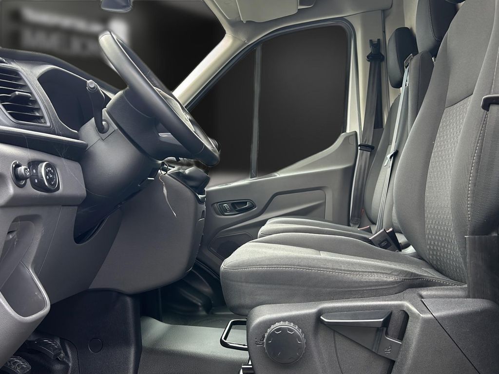 Ford Transit 2022
