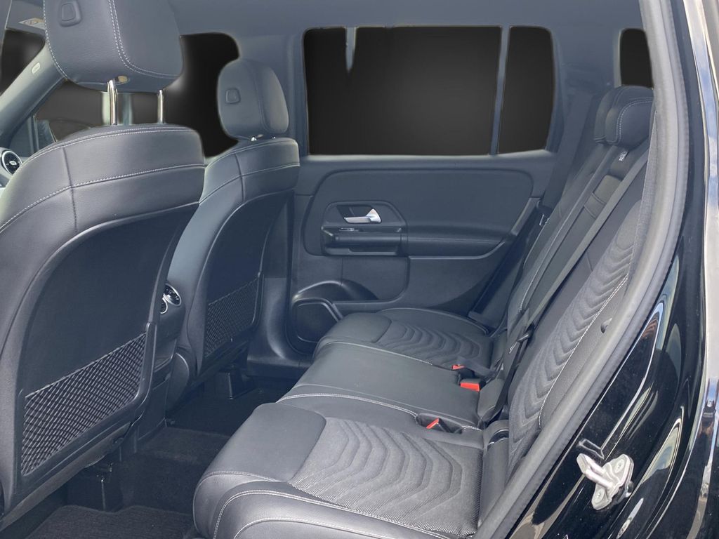 Mercedes-Benz GLB 200 2020