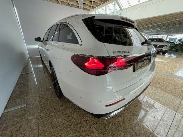 Mercedes-Benz E 300 2024