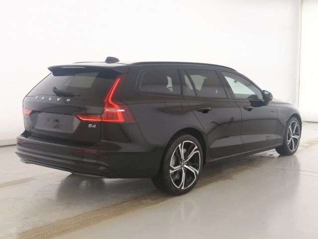 Volvo V60 2024