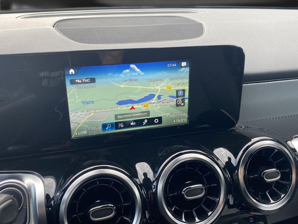 Mercedes-Benz GLB 200 2020