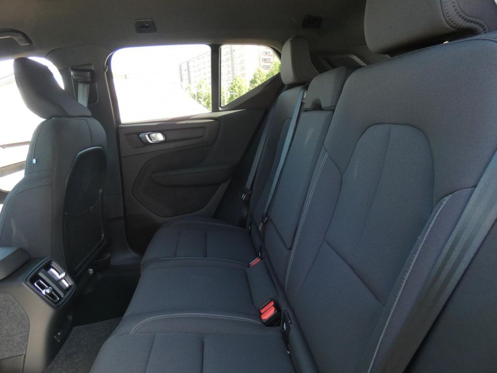 Volvo XC40 2024
