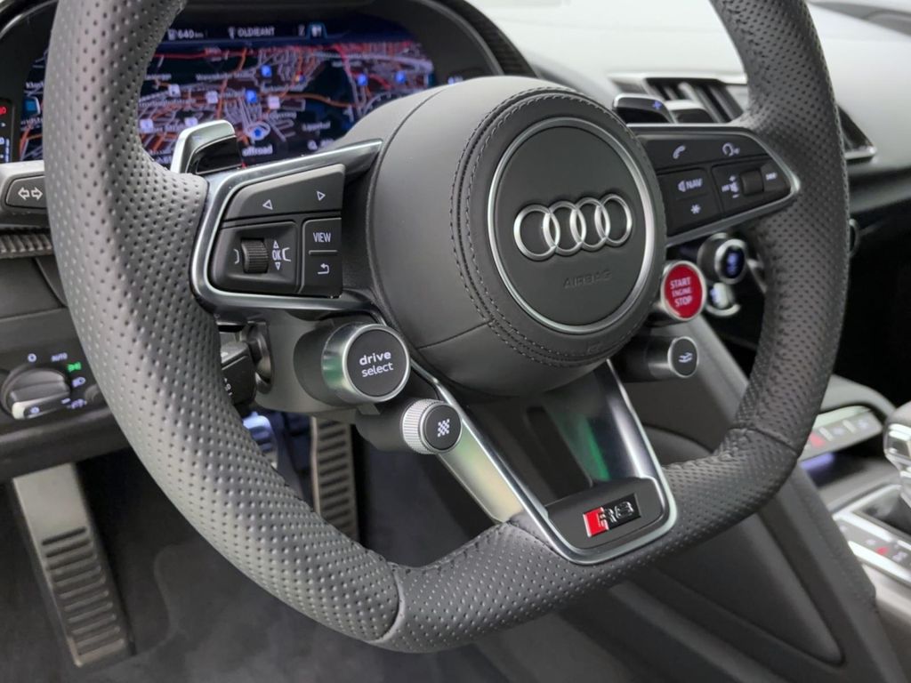 Audi R8 2025