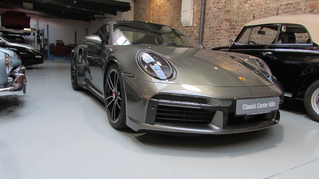 Porsche 992 2022