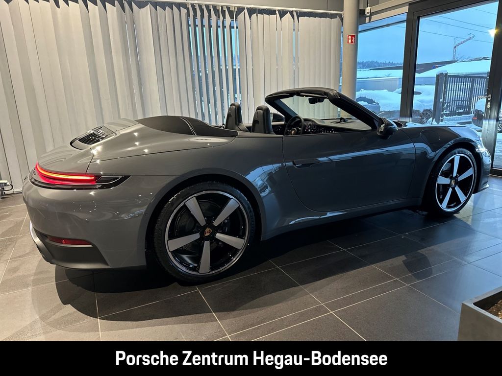 Porsche 992 2025