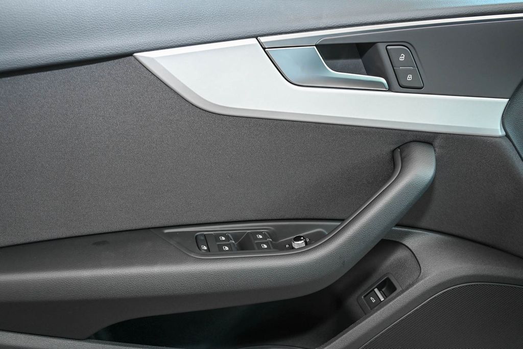 Audi A4 2024