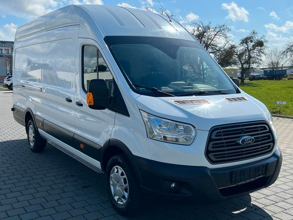 Ford Transit 2019