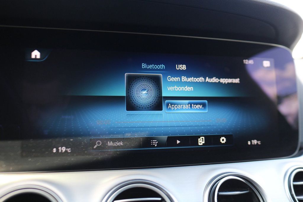 Mercedes-Benz E 200 2023