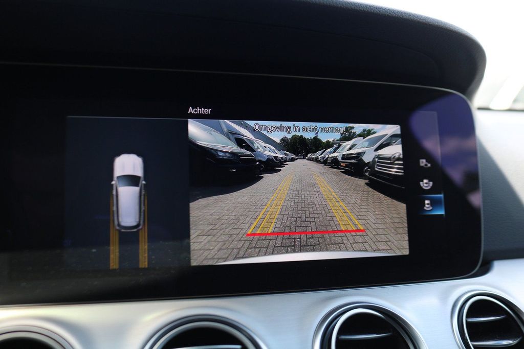 Mercedes-Benz E 200 2023