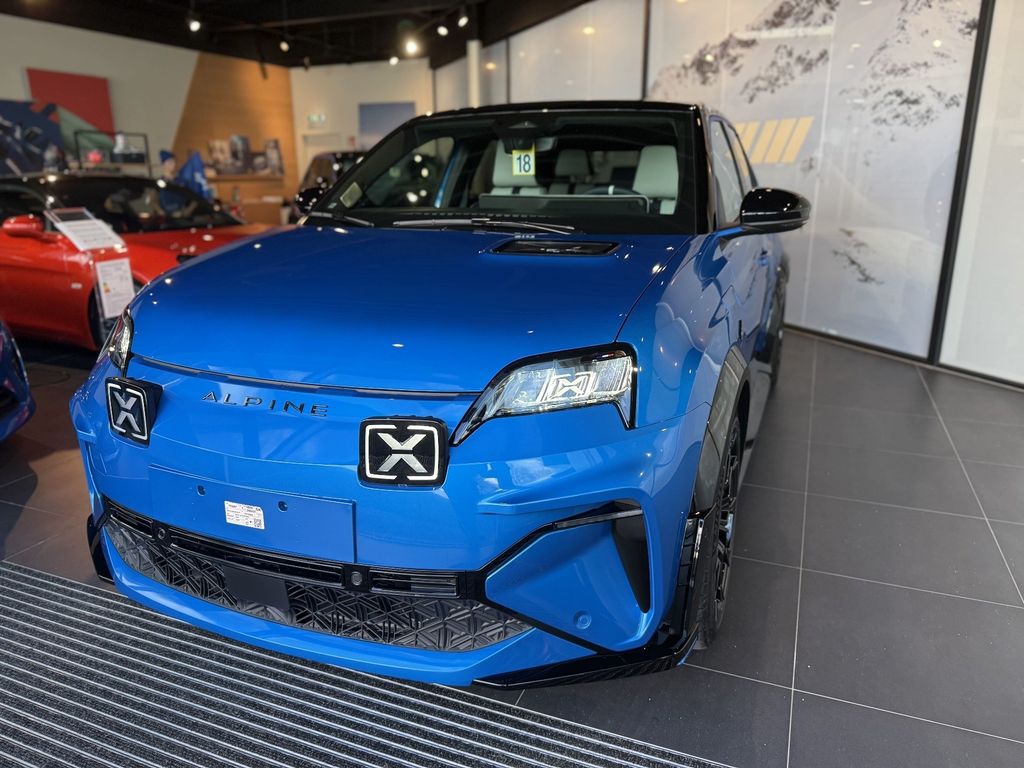 Alpine A290
