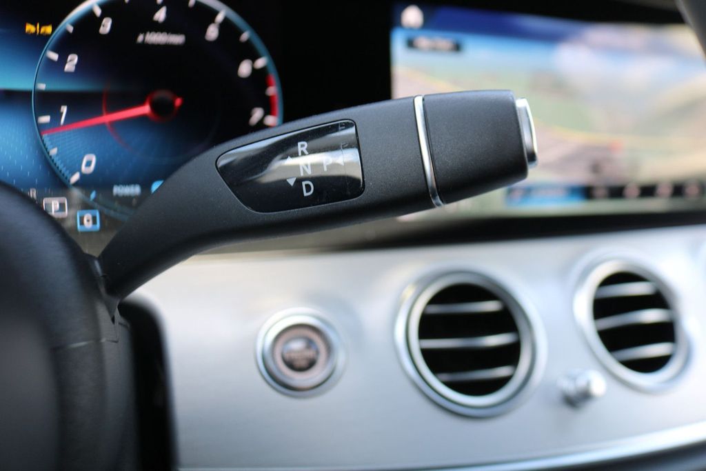 Mercedes-Benz E 200 2023