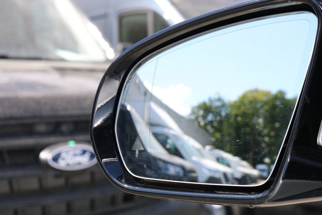 Mercedes-Benz E 200 2023