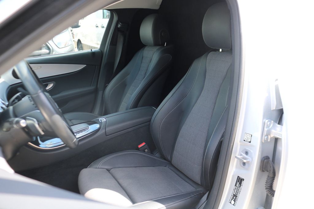 Mercedes-Benz E 200 2023