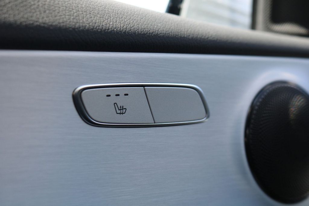 Mercedes-Benz E 200 2023