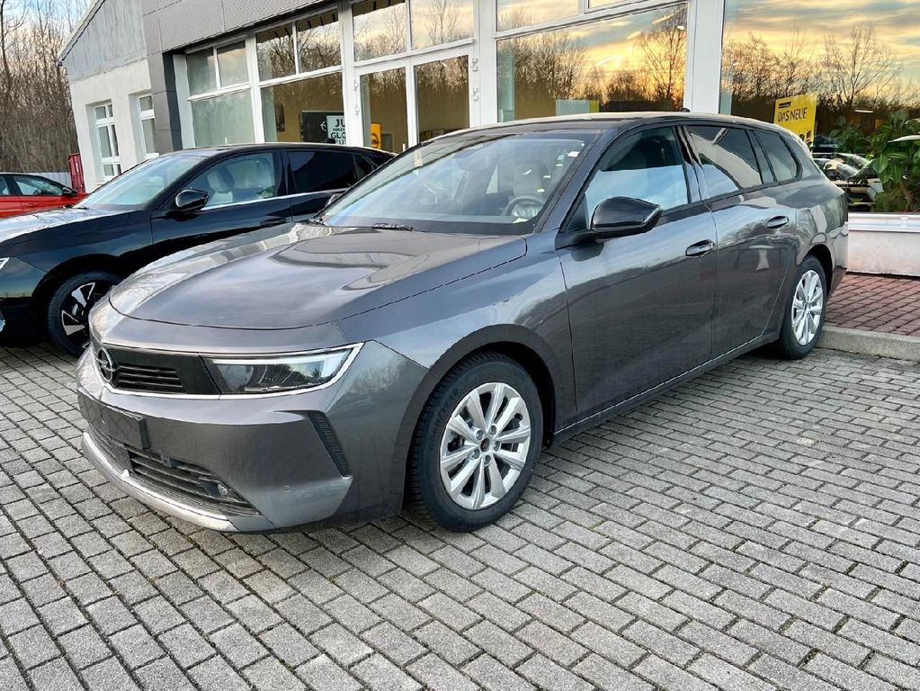 Opel Astra 2022