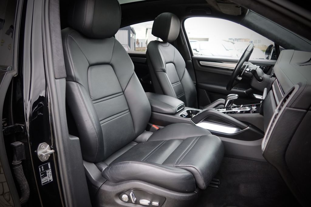 Porsche Cayenne 2019