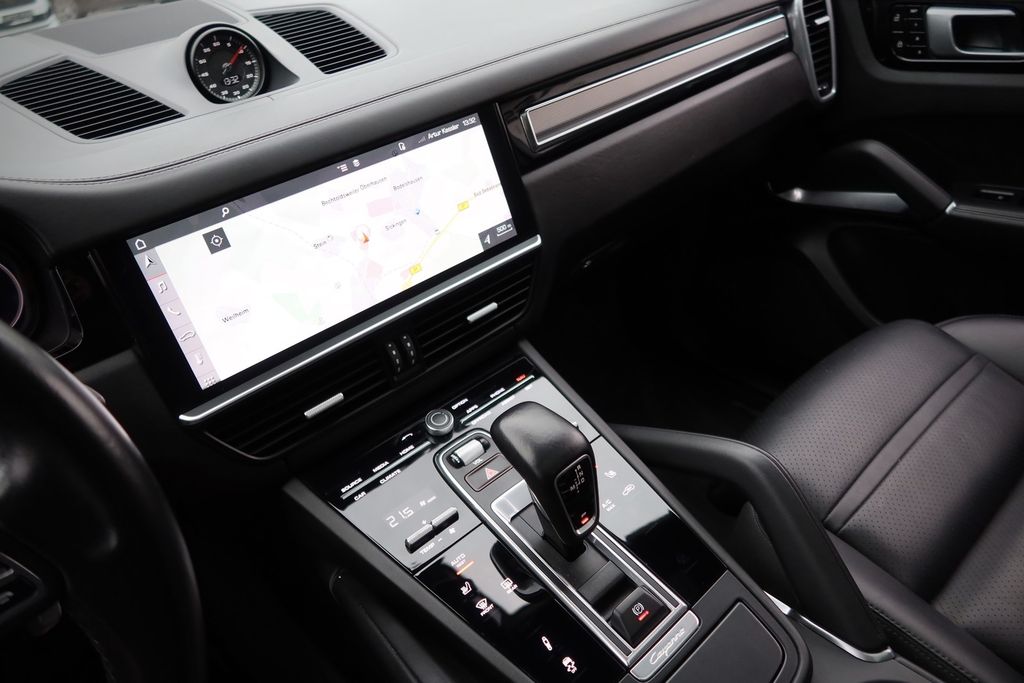 Porsche Cayenne 2019