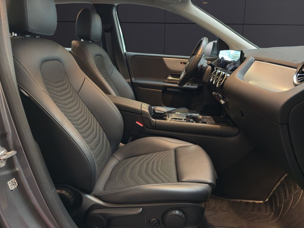 Mercedes-Benz B 220 2021