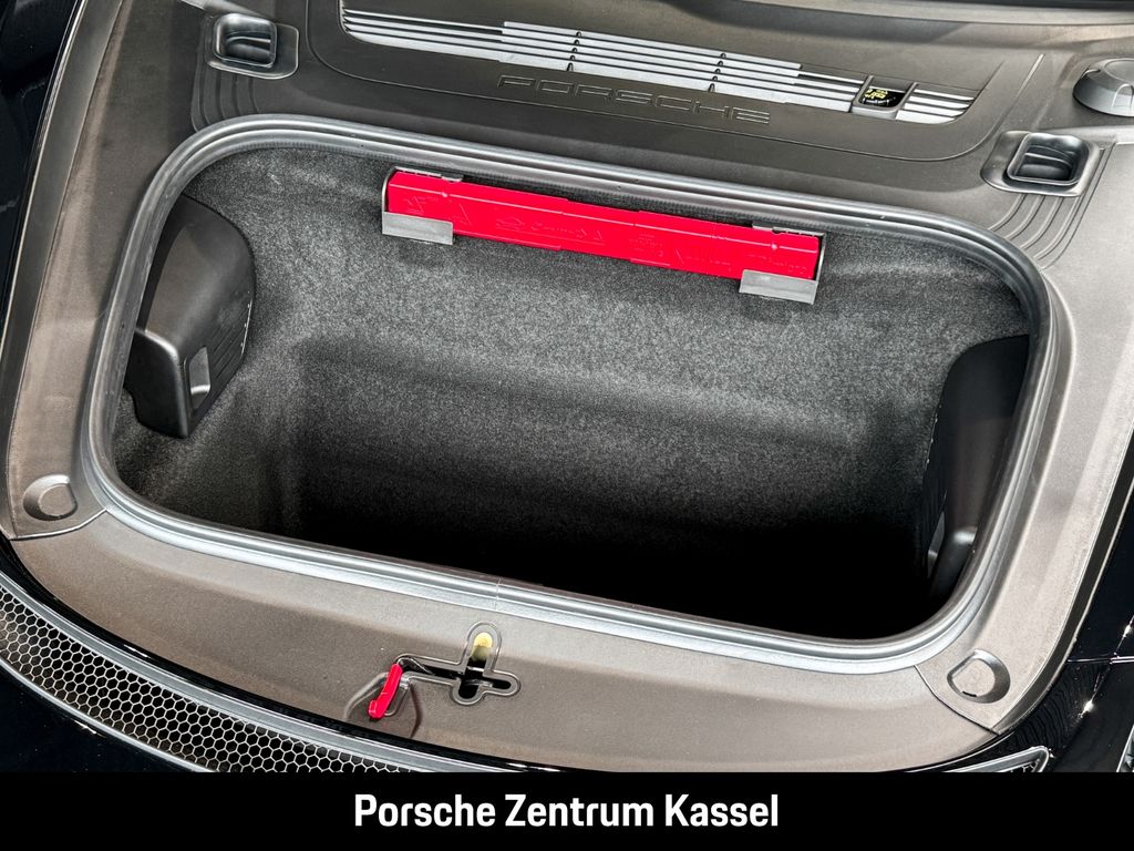 Porsche Cayman 2025