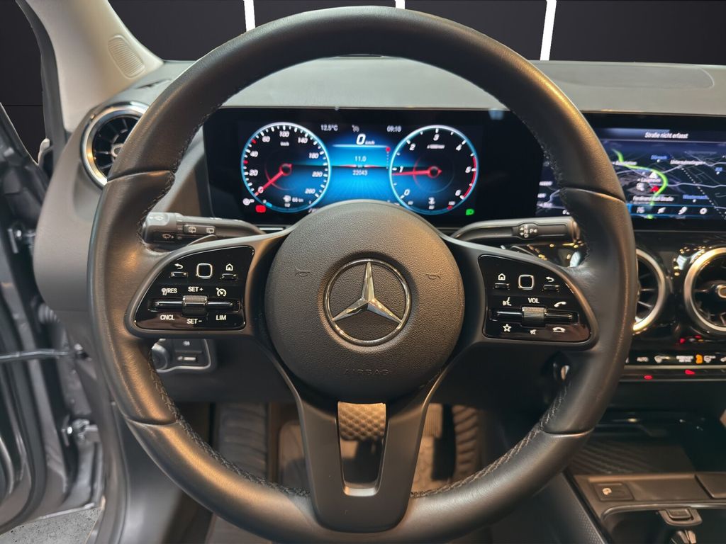 Mercedes-Benz B 220 2021