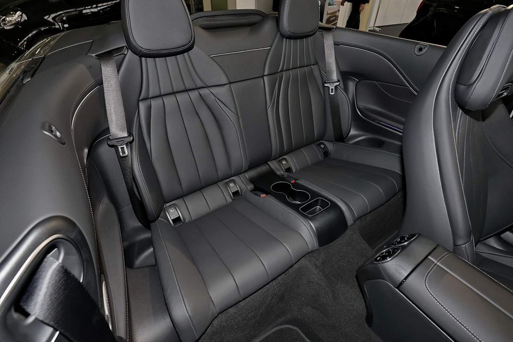 Mercedes-Benz CLE 300 2025