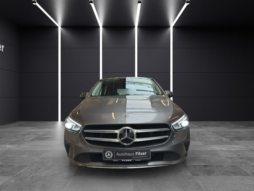 Mercedes-Benz B 220 2021