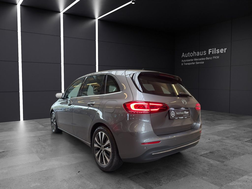 Mercedes-Benz B 220 2021