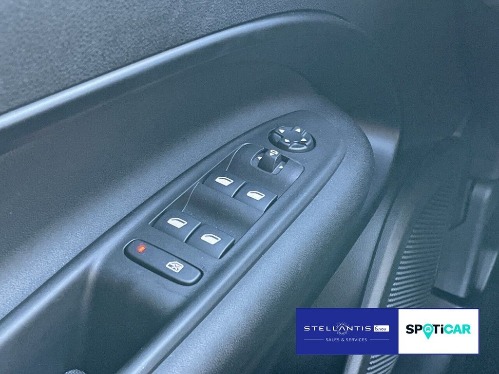 Alfa Romeo Junior 2025