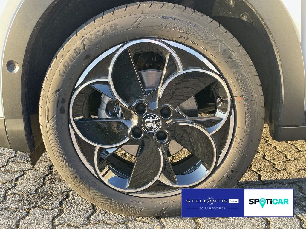 Alfa Romeo Junior 2025