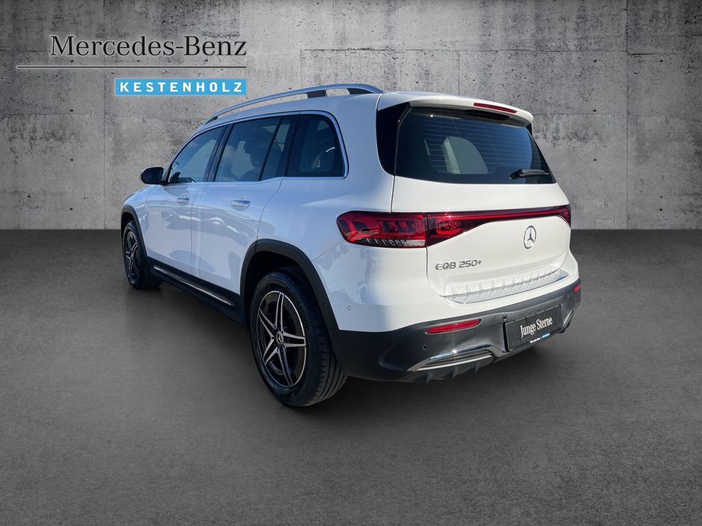 Mercedes-Benz EQB 2023