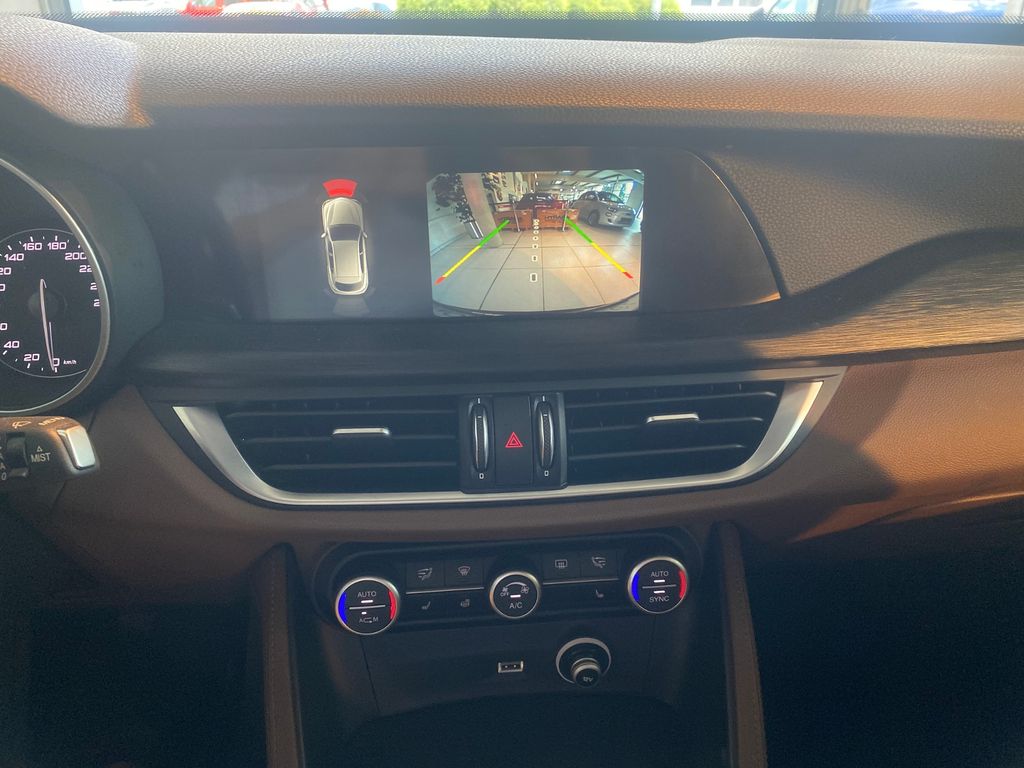 Alfa Romeo Stelvio 2019