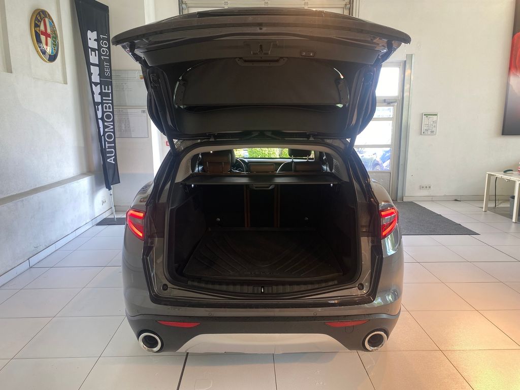 Alfa Romeo Stelvio 2019