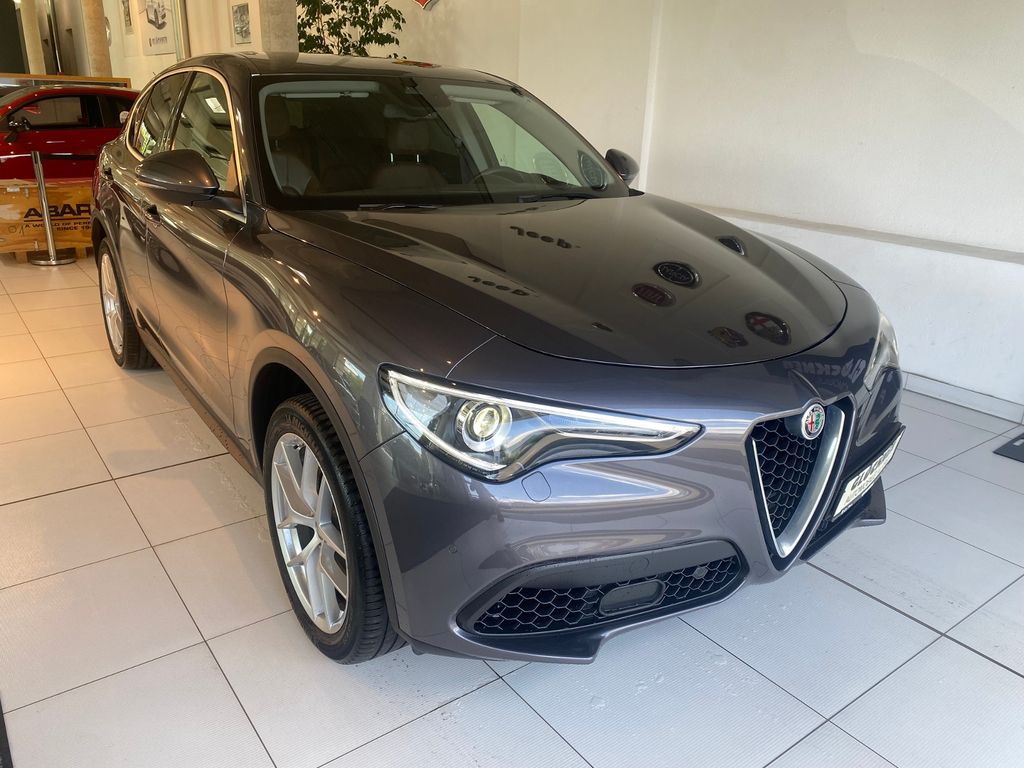 Alfa Romeo Stelvio 2019