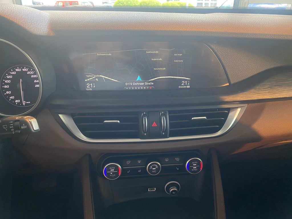 Alfa Romeo Stelvio 2019