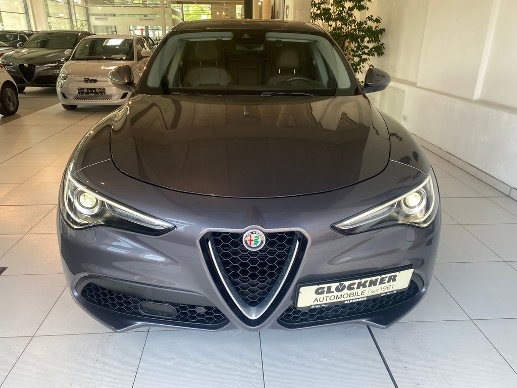 Alfa Romeo Stelvio 2019