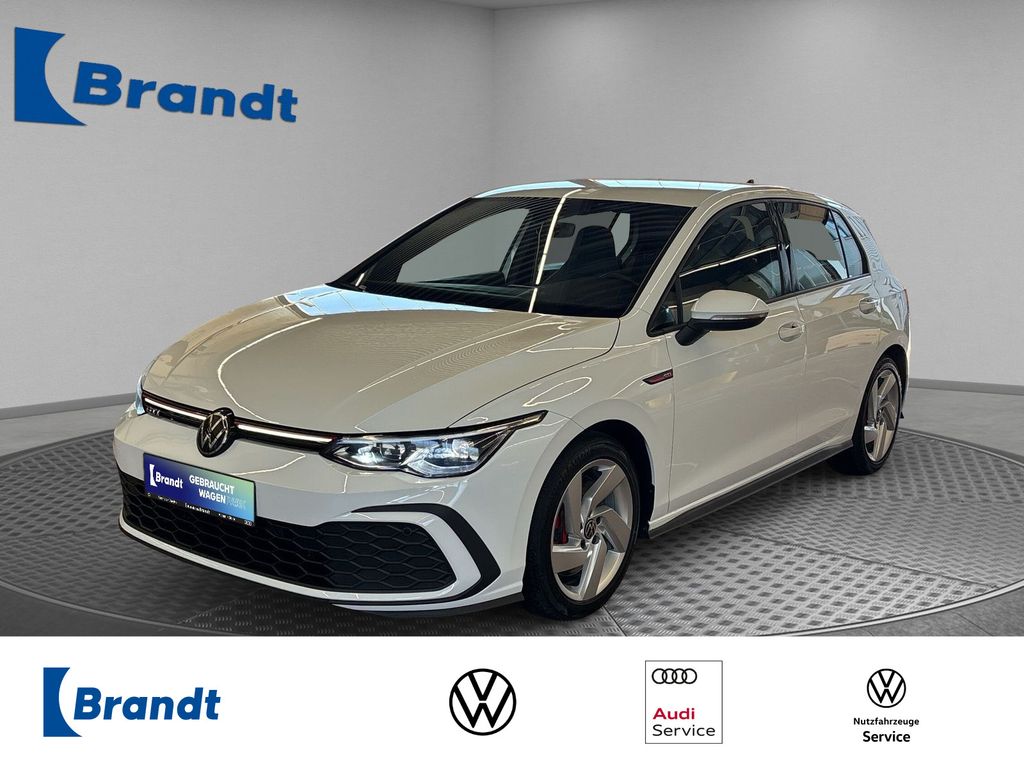 Volkswagen Golf 2024