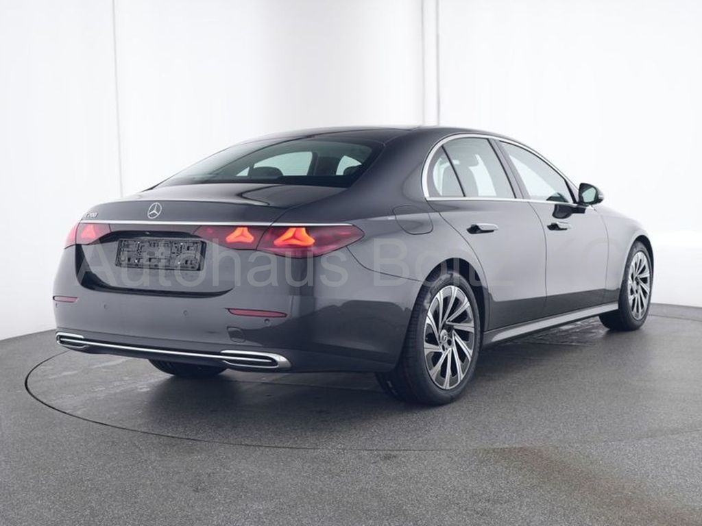 Mercedes-Benz E 200 2023