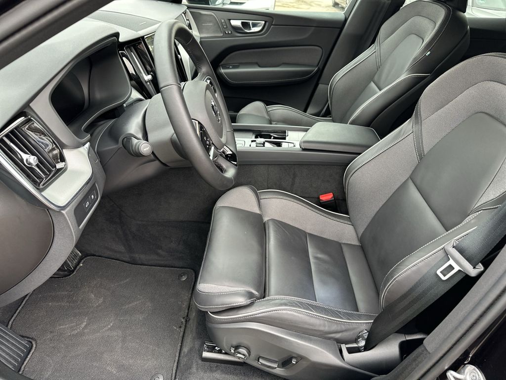 Volvo XC60 2024