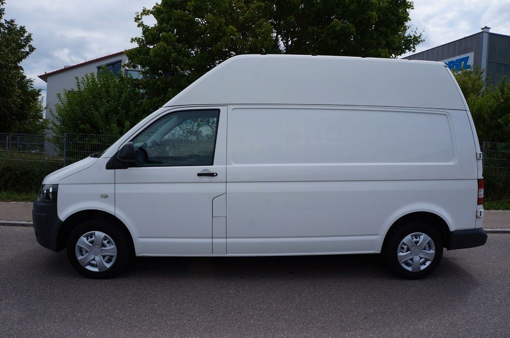 Volkswagen T5 Transporter 2012