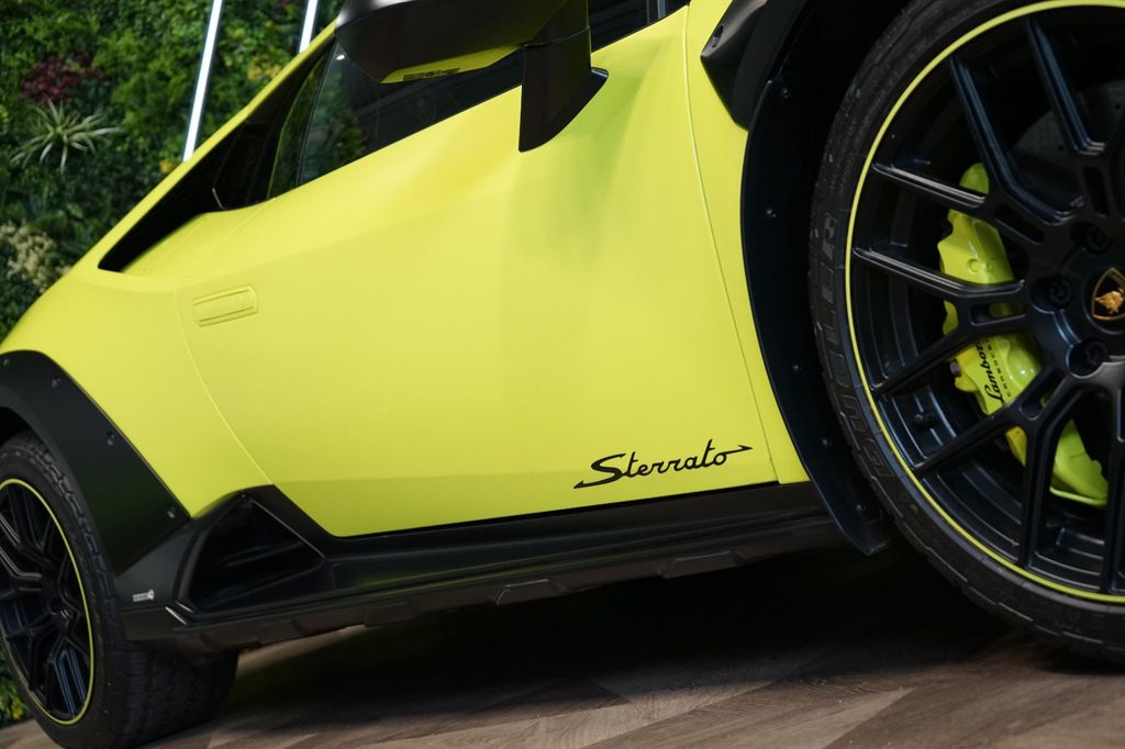 Lamborghini Huracán 2024