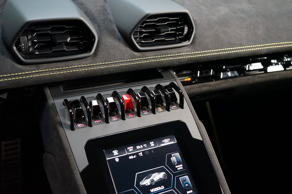 Lamborghini Huracán 2024