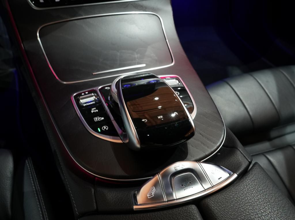 Mercedes-Benz E 200 2021