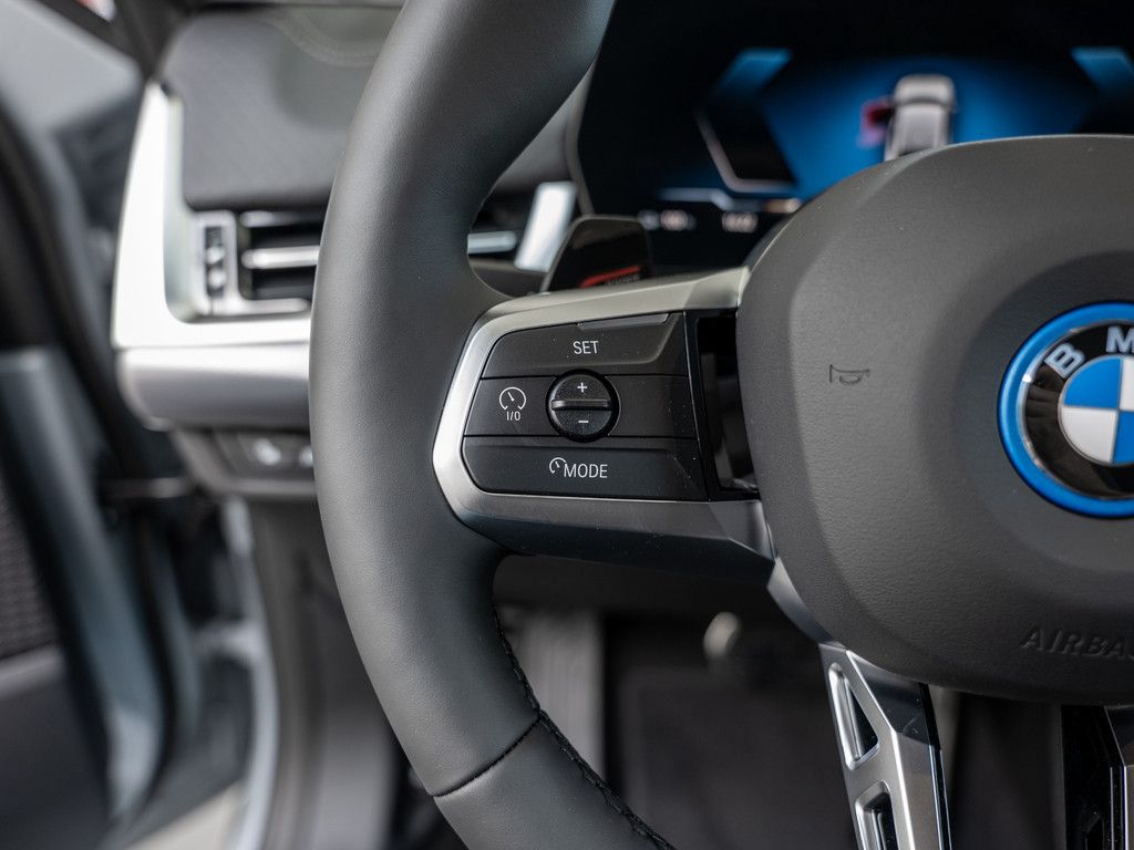 BMW iX2