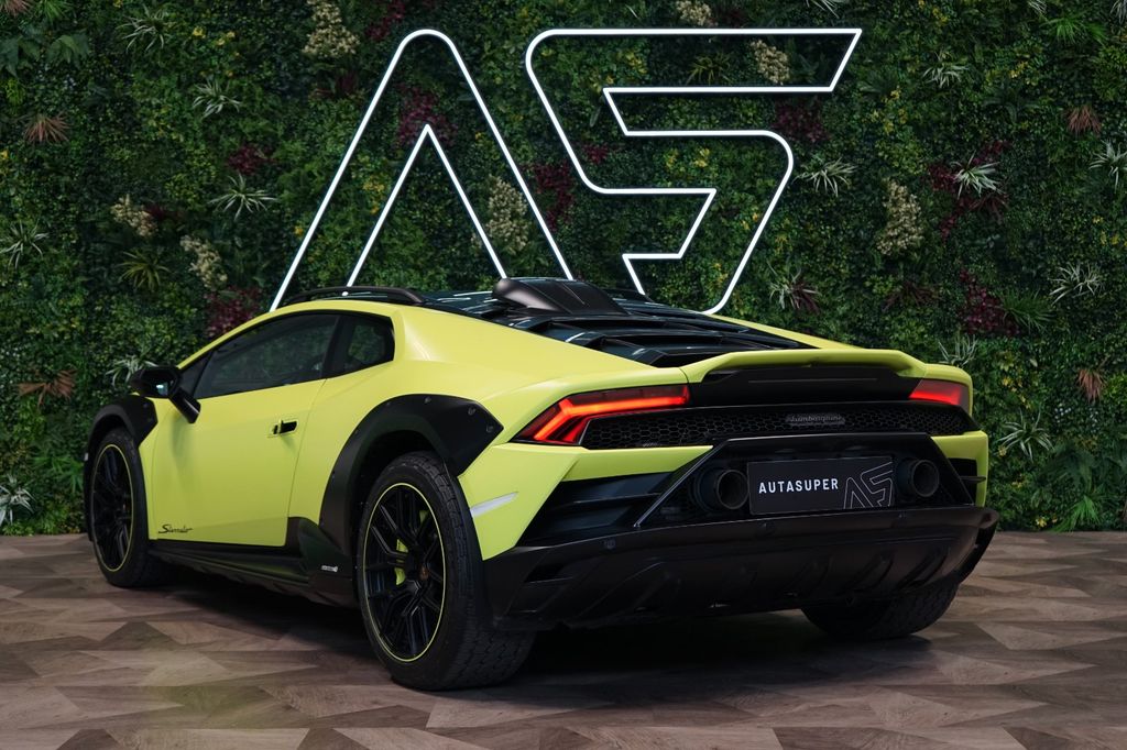 Lamborghini Huracán 2024