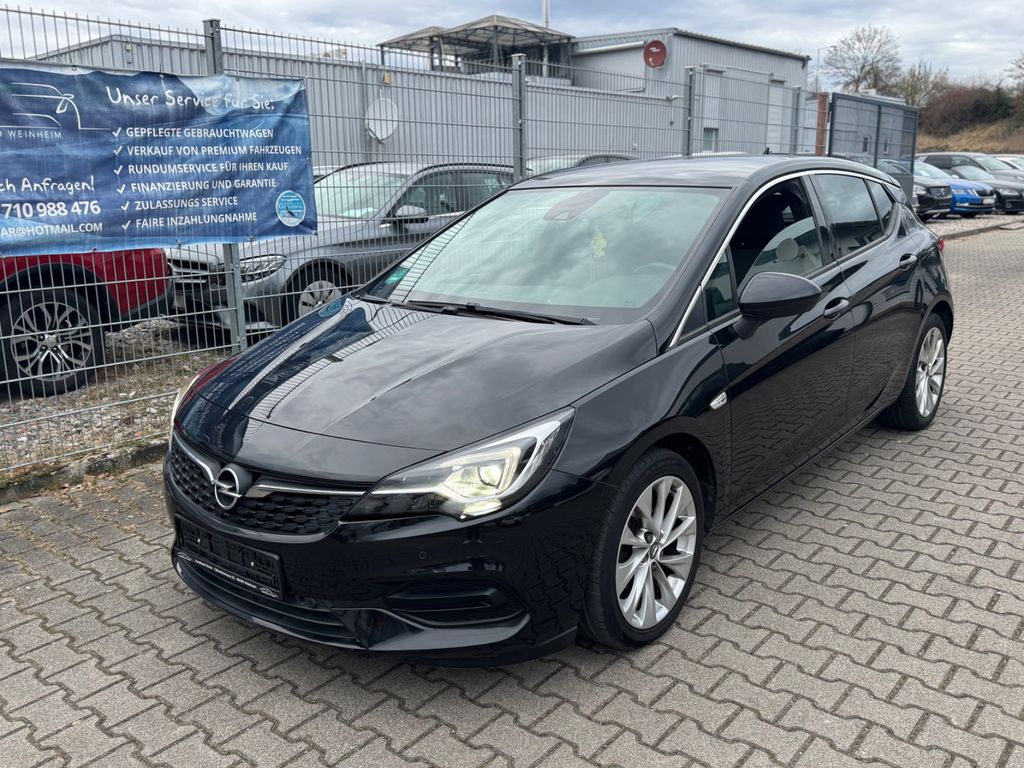 Opel Astra 2021