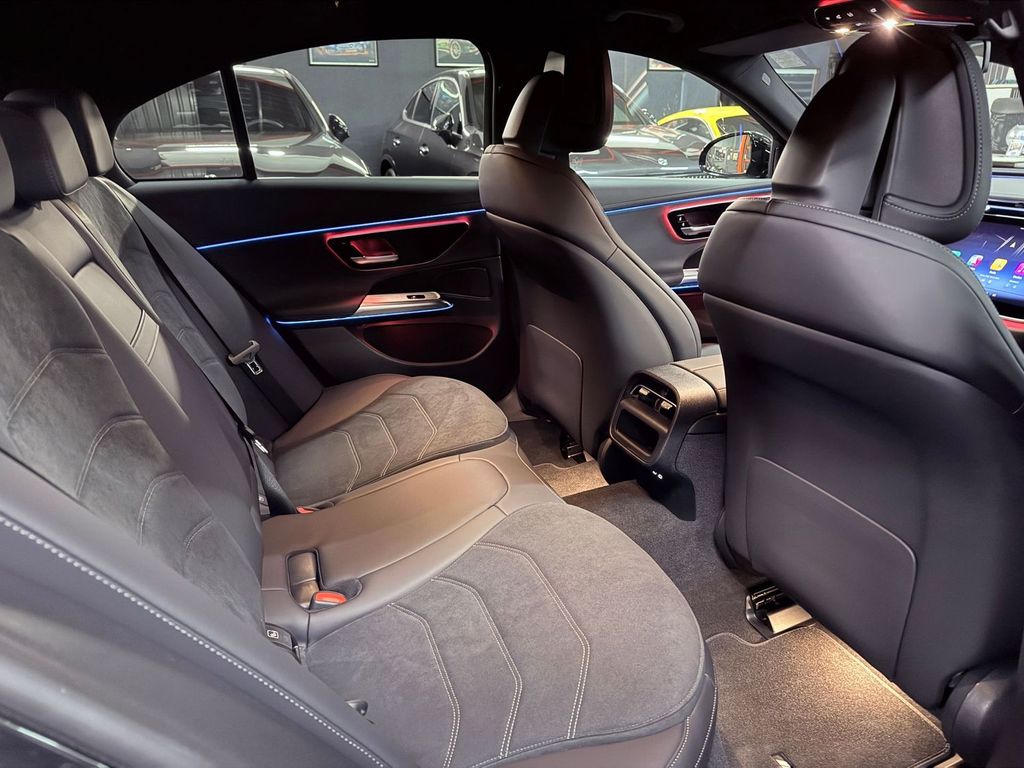 Mercedes-Benz E 300 2024