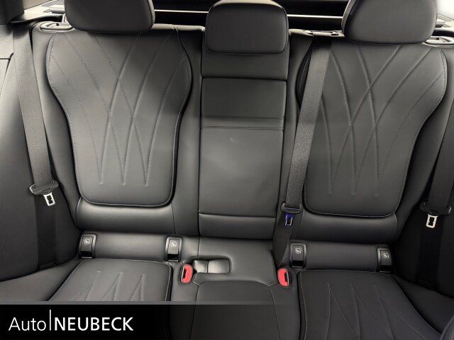 Mercedes-Benz C 300 2023