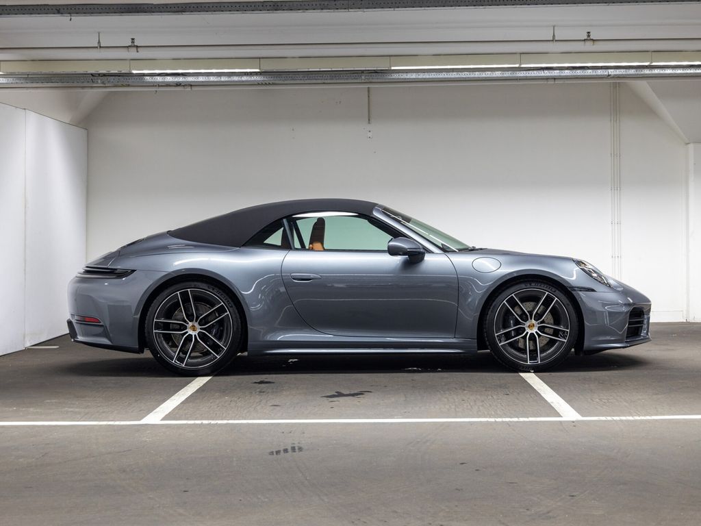 Porsche 992 2025
