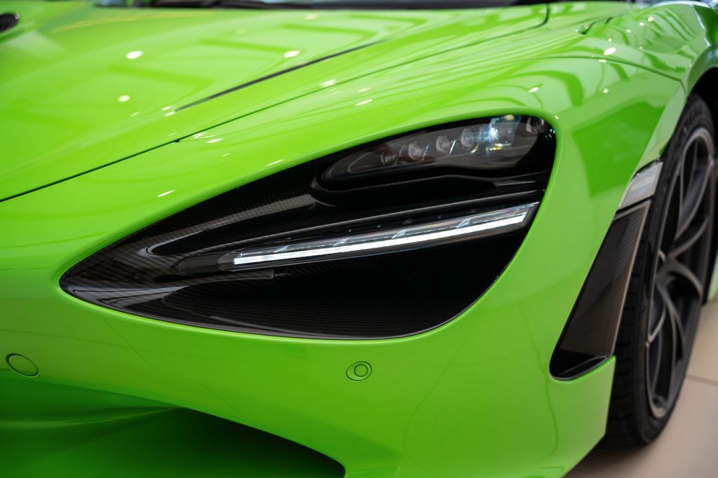 McLaren 750S 2025