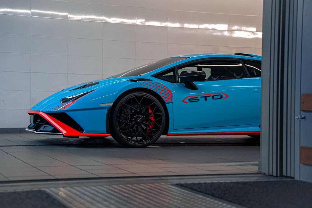 Lamborghini Huracán 2024